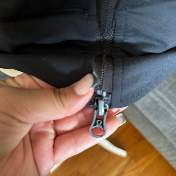 Vintage lululemon full zip sweater sz 6 - Picture 2 of 8